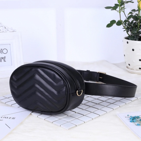 ChicksDesire Handbags - Silver Cherry - Leather Belt Bag